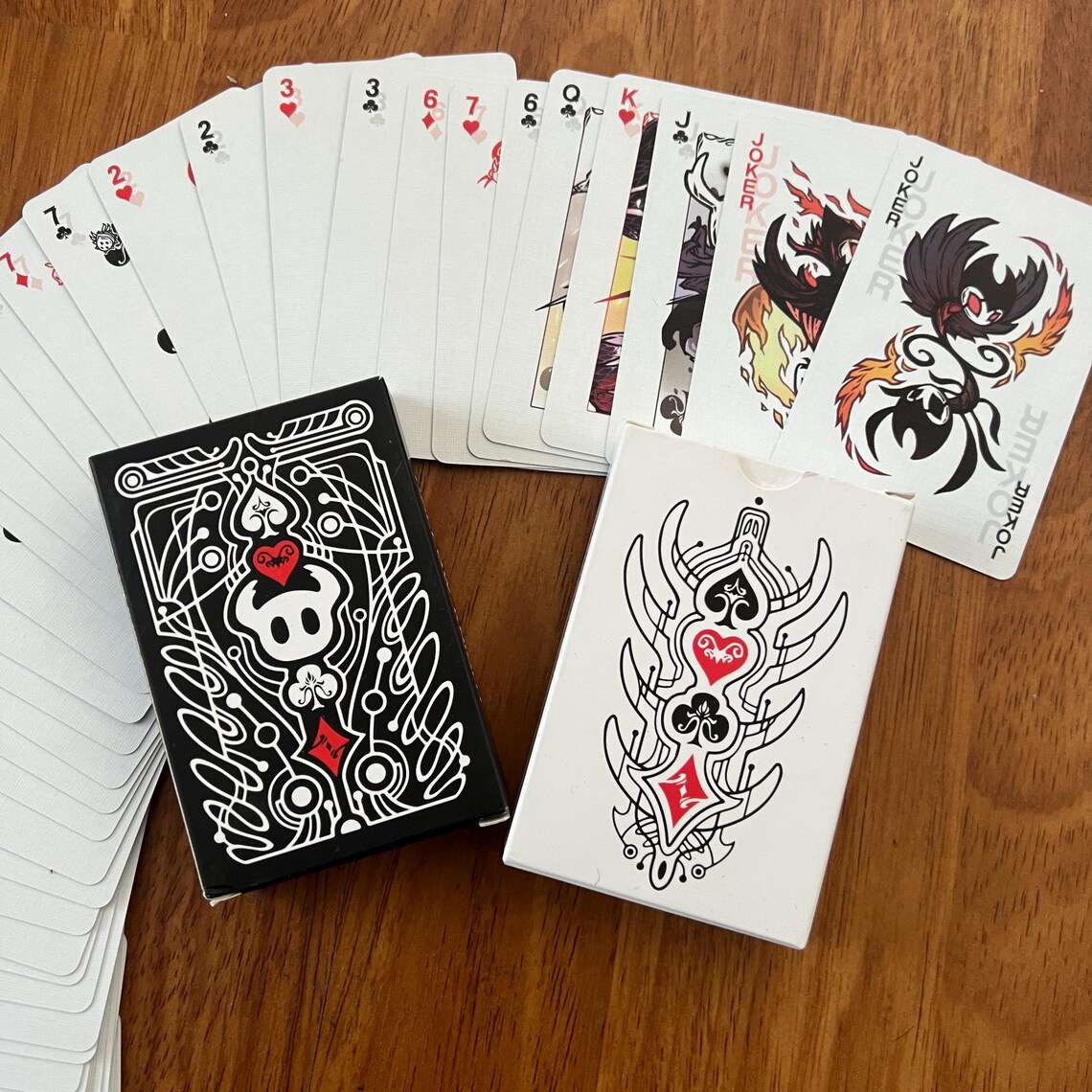 Hollow Knight Standard Poker C - Board Game Design ulasan dan harga